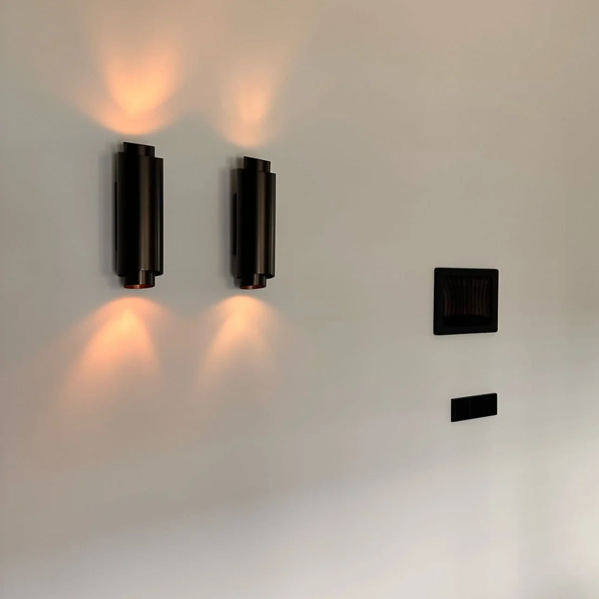 Wandlamp Carvi – Anodic Brown – afbeelding 4