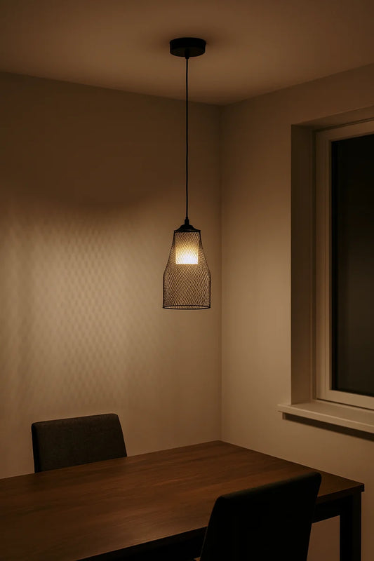Hanglamp Kael – Opaal Glas Zwart – Ø17 cm