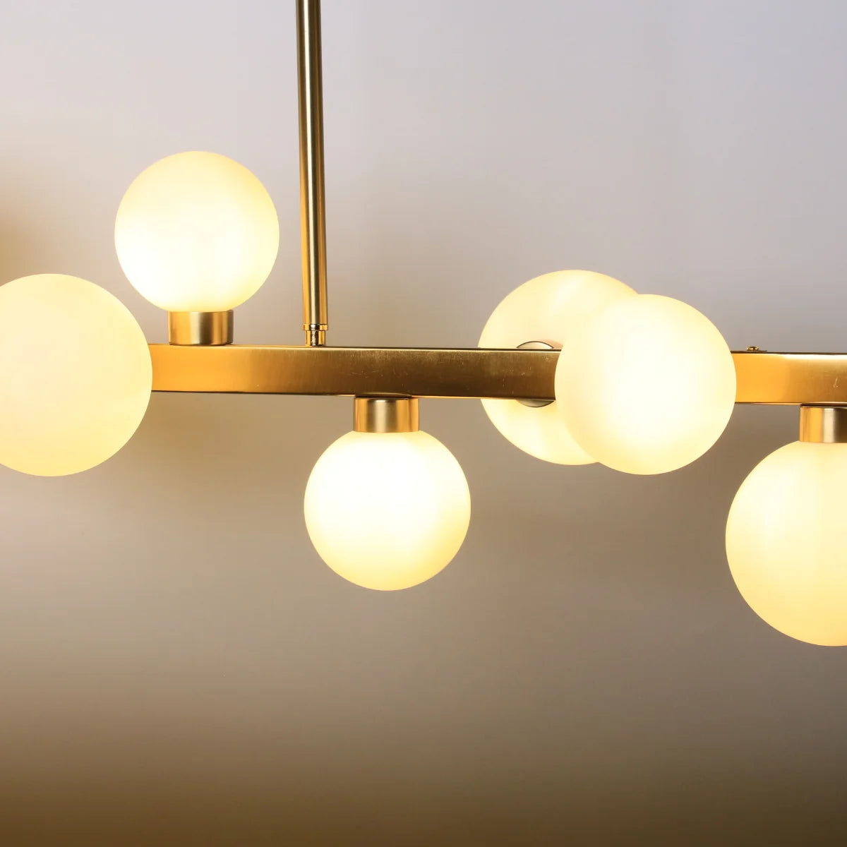 Hanglamp Skia – 12 Lichtpunten – Opaal Glas Brushed Gold – Eettafel – afbeelding 4