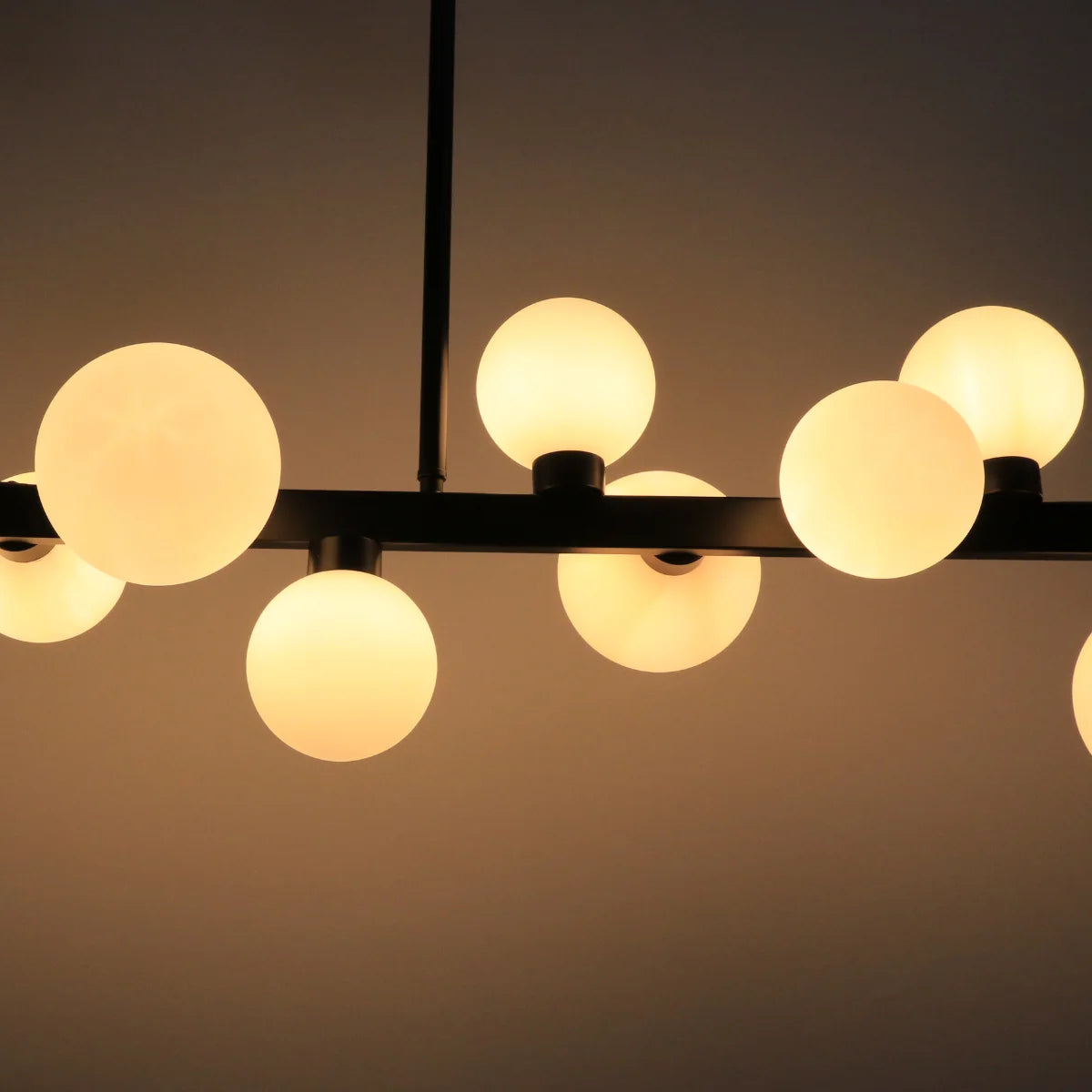 Hanglamp Skia – 12 Lichtpunten – Opaal Glas Zwart – Eettafel – afbeelding 6
