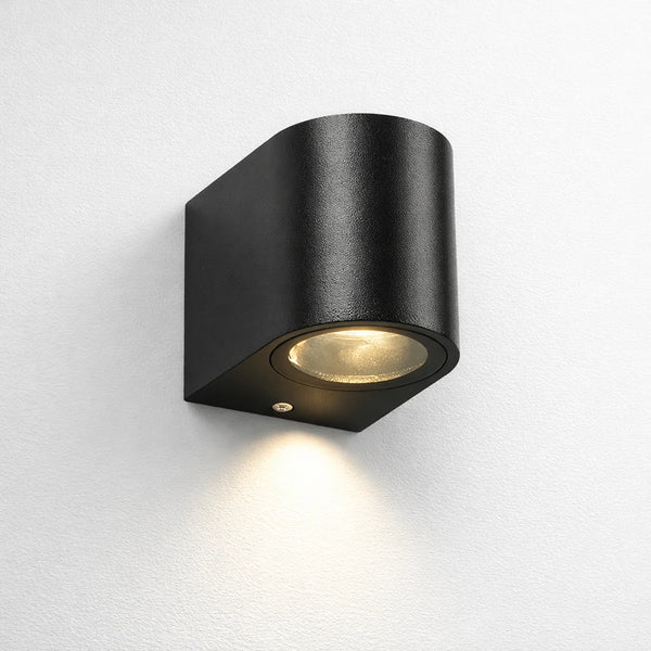 Wandlamp Merlon – Zwart – Half Rond – Buiten